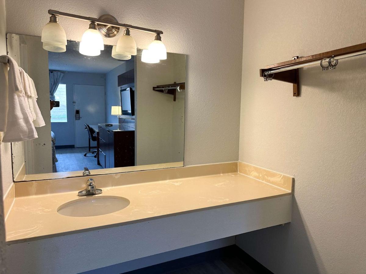 Motel 6 Forrest City Ar Экстерьер фото